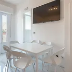 Guelfa 51 By Mmega Apartment *