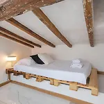 Guelfa 51 By Mmega Apartment *
